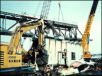 クレーン解体2