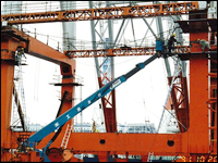 コンテナクレーン解体1